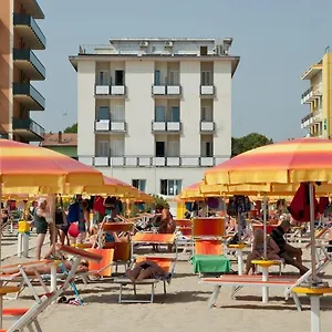 https://hotel-cosmopolita.riccione-hotels.org